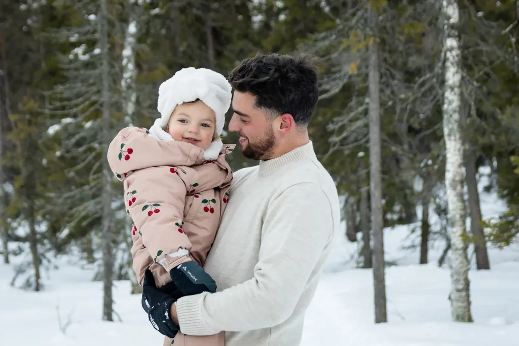 portrait pere fille neige