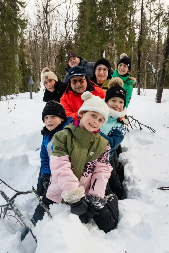 Composition photo famille Luosto Laponie photographe